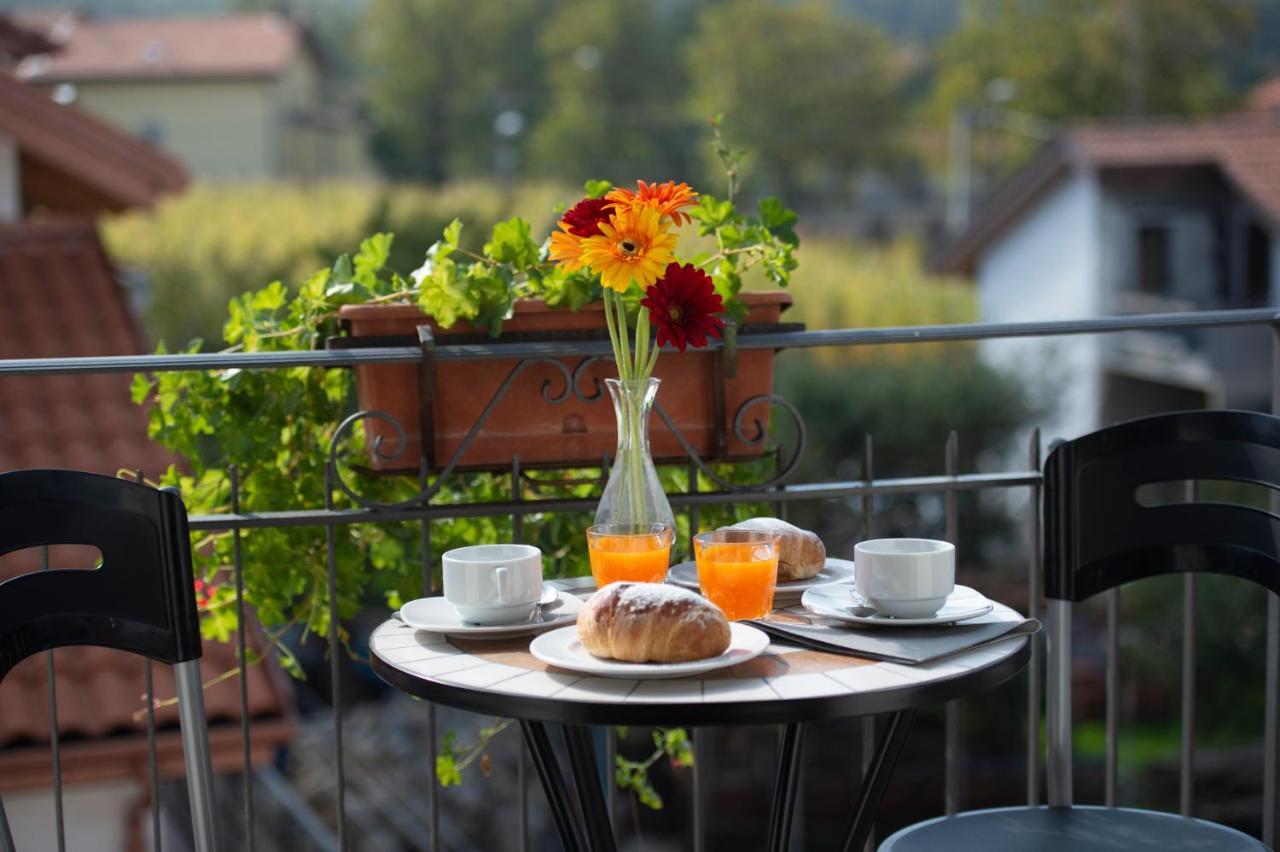 Il Ritrovo Degli Dei Bed & Breakfast อาเจโรลา ภายนอก รูปภาพ
